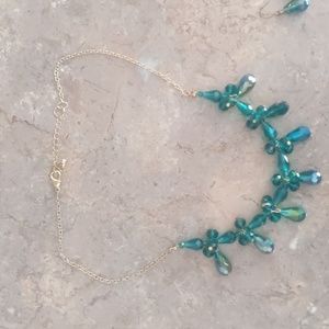 Necklace and earring set